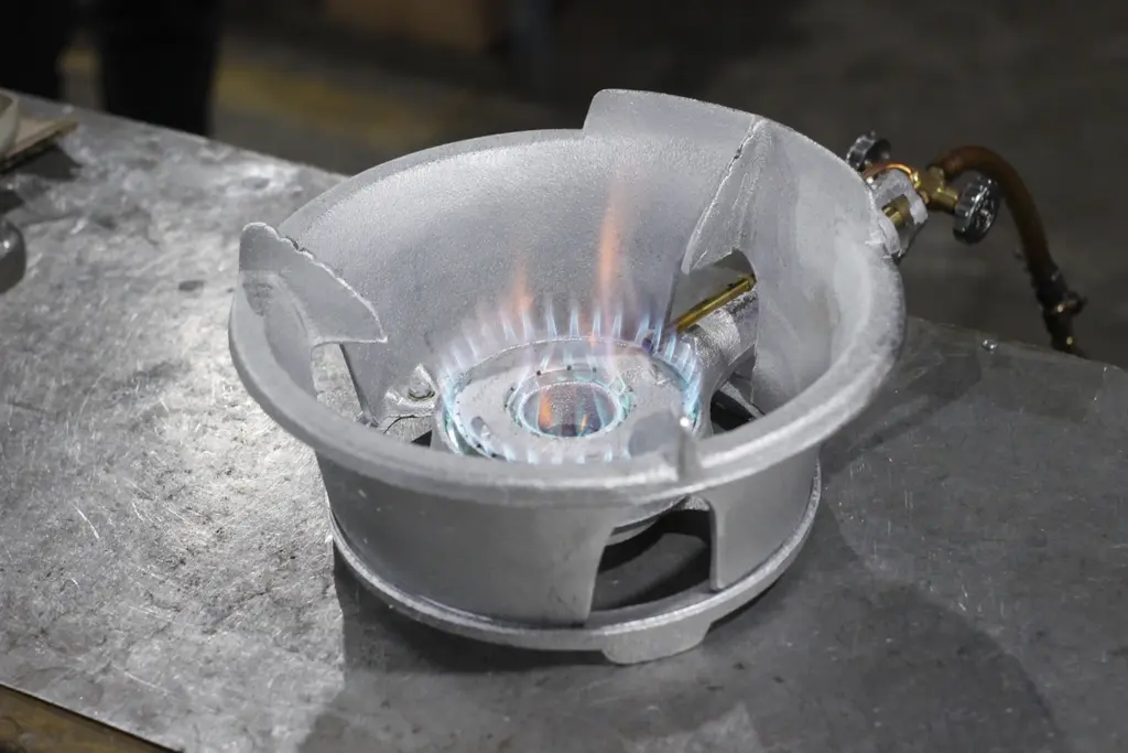 Kompor Gas Besi Cor untuk Komersial